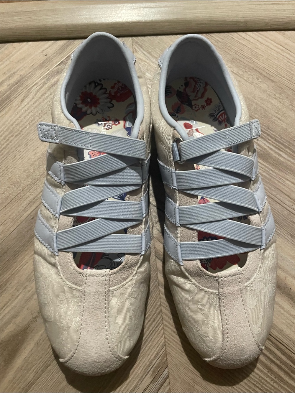 Adidas Tokyo MJ x Liberty London - Picture 2 of 13